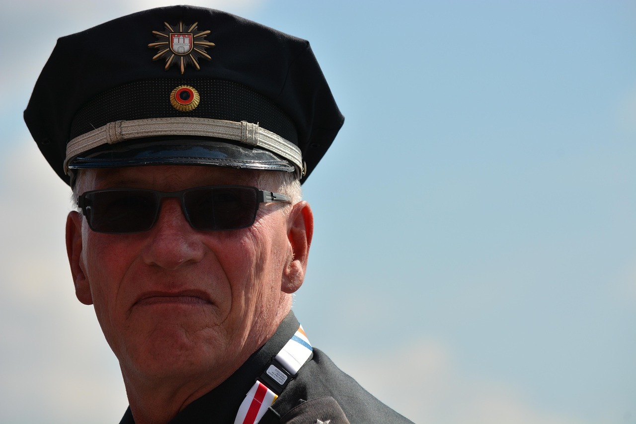 优酷移动实名账号：澳门肉脯购买平台