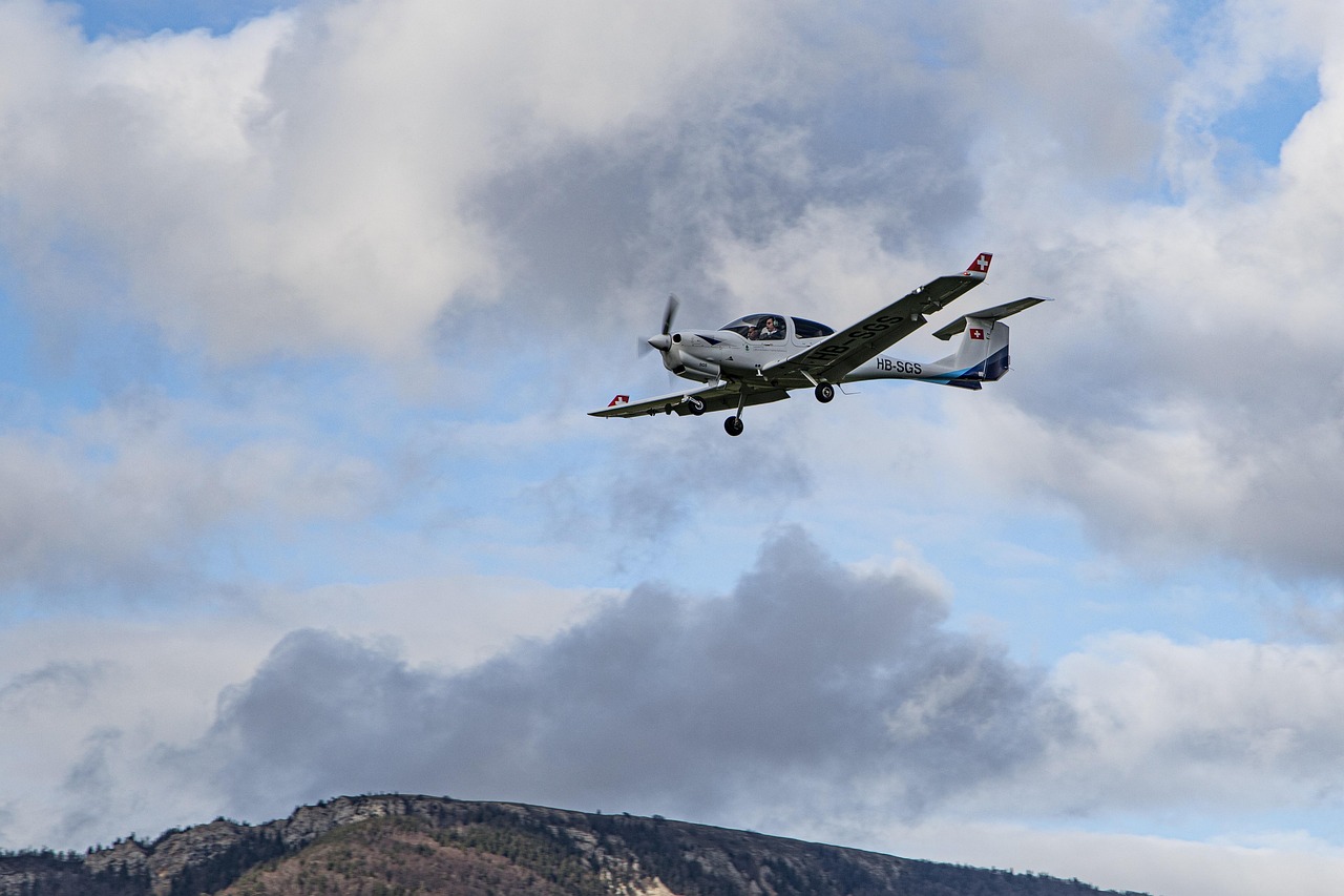 WX老号发卡网:实名制账号管理:如何保障账号数据的稳定性?