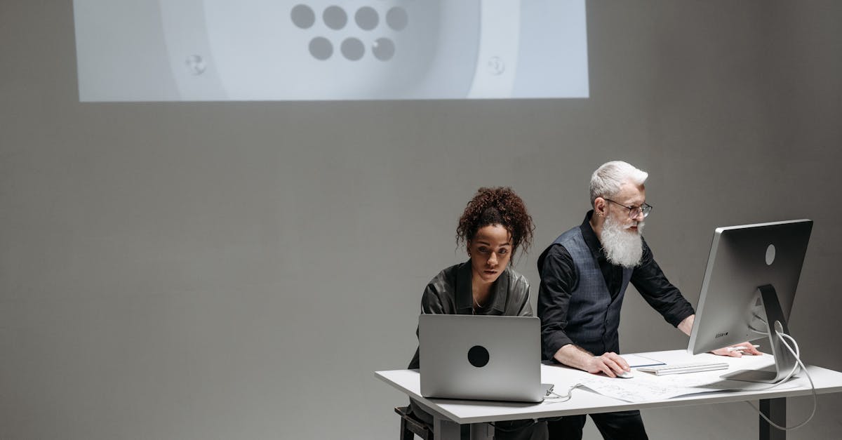 买卖微信号：流量卡与电信卡的区别和联系