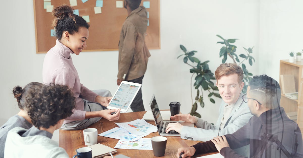 短信开头怎么写：如何吸引用户的注意力