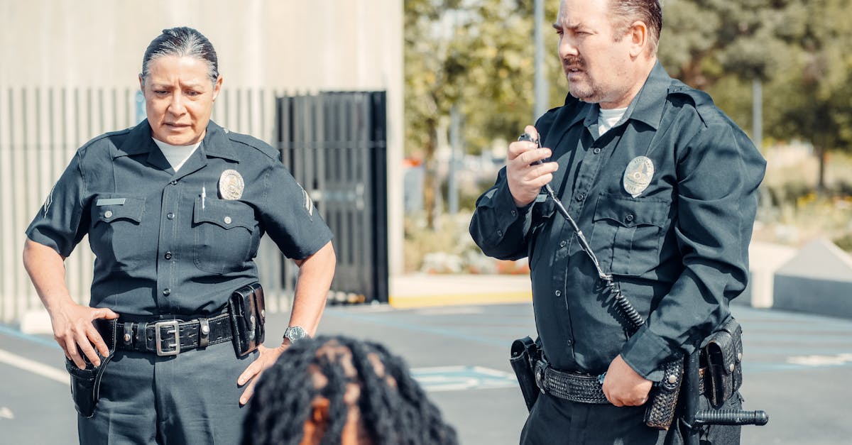 短信轰炸源码实名账号：新机表App详情下载教程